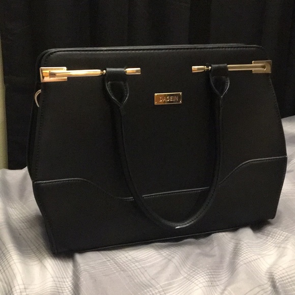 🔵Faux Leather Black Handbag🔵 - Picture 2 of 8